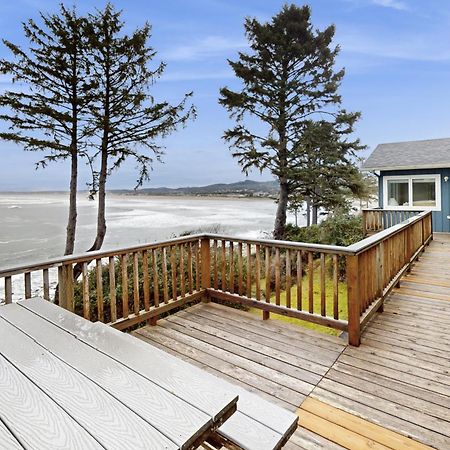 Spectacular Seaside Surf-View Home 外观 照片