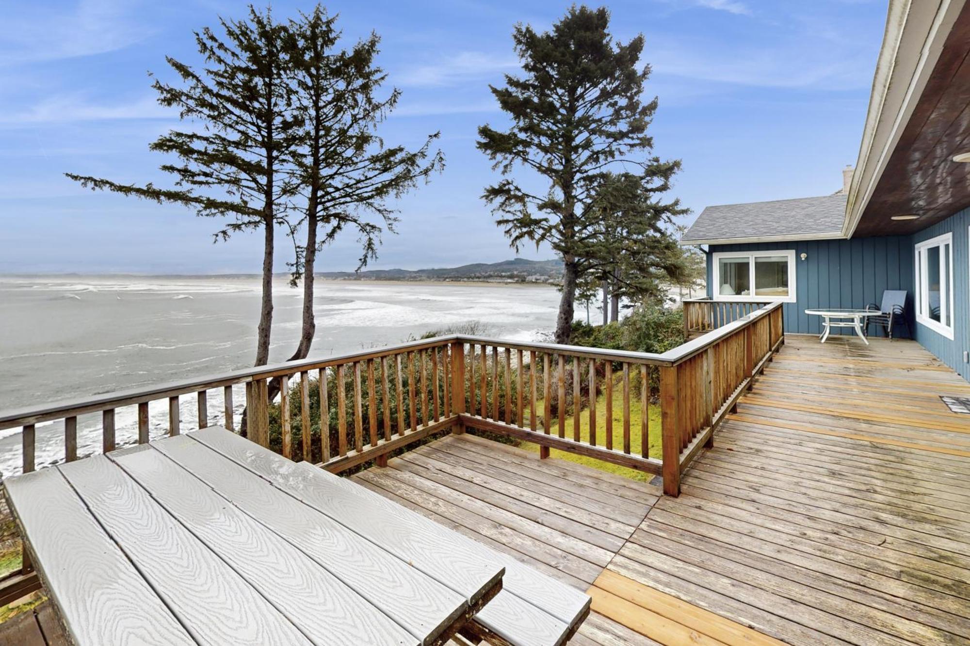 Spectacular Seaside Surf-View Home 外观 照片